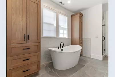 563 W Founders Blvd, Saratoga Springs, UT 84045 - Photo 19
