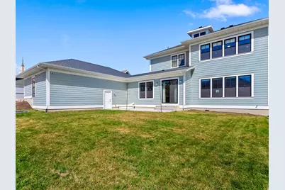 563 W Founders Blvd, Saratoga Springs, UT 84045 - Photo 37
