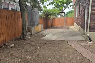 2687 S Highland Dr, Salt Lake City, UT 84106 - Photo 11