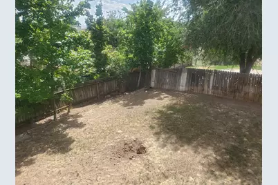 434 W 180 N, Clearfield, UT 84015 - Photo 11