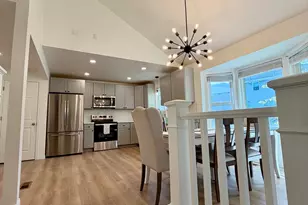 903 E Avila Dr S, Sandy, UT 84094 - Photo 3