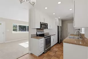 448 S 1450 E, Provo, UT 84606 - Photo 7