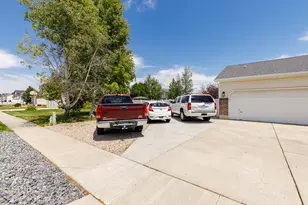 2373 S 2940 W, Syracuse, UT 84075 - Photo 3