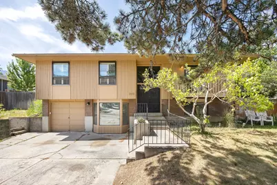 2968 E Cardiff Rd, Cottonwood Heights, UT 84121 - Photo 1
