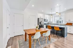 4216 W Bison Park Ct, Riverton, UT 84096 - Photo 7