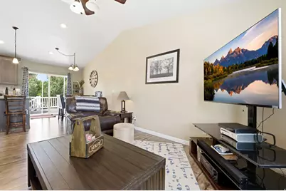 2586 W 2250 N, Clinton, UT 84015 - Photo 5