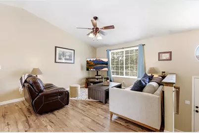 2586 W 2250 N, Clinton, UT 84015 - Photo 3