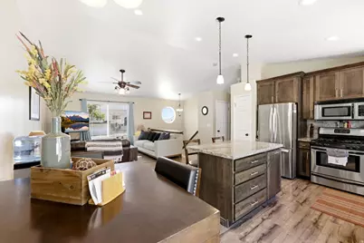 2586 W 2250 N, Clinton, UT 84015 - Photo 19