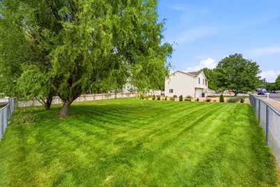 2586 W 2250 N, Clinton, UT 84015 - Photo 45