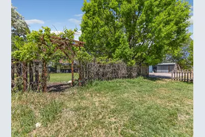 12825 S Fort St, Draper, UT 84020 - Photo 33