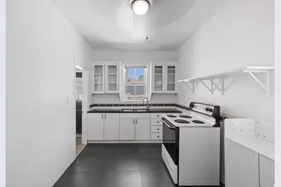 87 N H St, Salt Lake City, UT 84103 - Photo 11