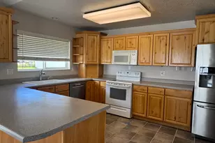 88 Canterbury Ln, Logan, UT 84321 - Photo 5