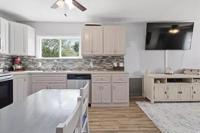 509 E Center St, Nephi, UT 84648 - Photo 25