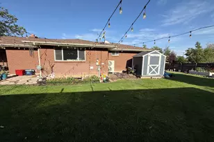 8433 S Treasure Mountain Dr, Sandy, UT 84093 - Photo 11