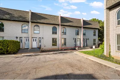 1554 S Monroe E #E2, Ogden, UT 84404 - Photo 33