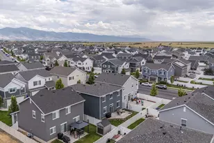 1754 W Parkview Dr, Syracuse, UT 84075 - Photo 25