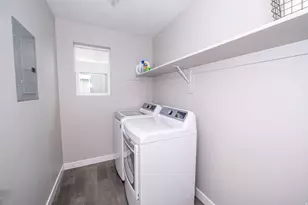 1754 W Parkview Dr, Syracuse, UT 84075 - Photo 21
