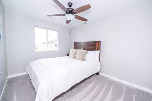 1754 W Parkview Dr, Syracuse, UT 84075 - Photo 17