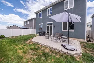 1754 W Parkview Dr, Syracuse, UT 84075 - Photo 23