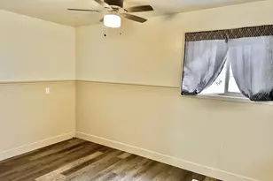 5934 S Cougar Ln W, Kearns, UT 84118 - Photo 23
