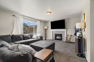 8848 N Franklin Dr, Eagle Mountain, UT 84005 - Photo 7