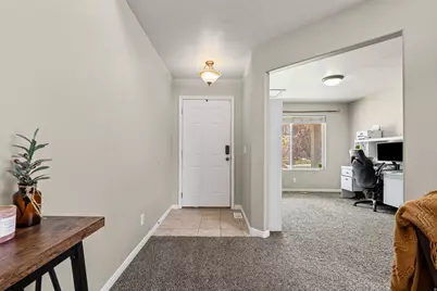 8848 N Franklin Dr, Eagle Mountain, UT 84005 - Photo 5
