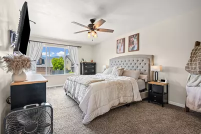 8848 N Franklin Dr, Eagle Mountain, UT 84005 - Photo 17