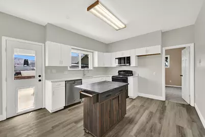 716 E Factory St N, Garland, UT 84312 - Photo 5