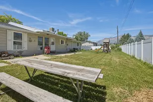 1016 N 325 W, Harrisville, UT 84404 - Photo 27