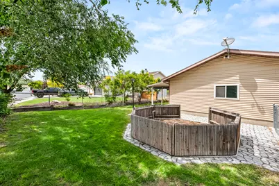 3774 S Marsha Dr W, West Valley, UT 84128 - Photo 3
