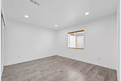 5355 W Halton Ln, West Valley, UT 84120 - Photo 17