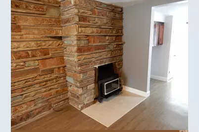 490 S Averett Ave, Springville, UT 84663 - Photo 5