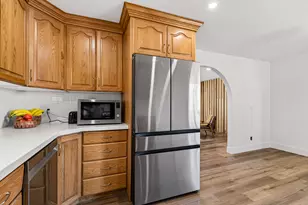 355 W 1700 S, Orem, UT 84058 - Photo 17