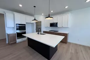 2613 N Scarlet Rd, Eagle Mountain, UT 84005 - Photo 7