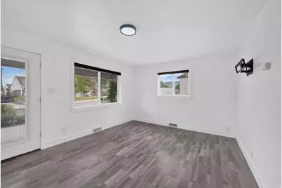 410 E Highland, Tooele, UT 84074 - Photo 11