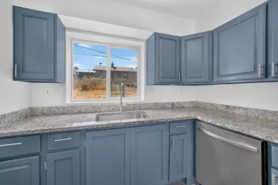 410 E Highland, Tooele, UT 84074 - Photo 3