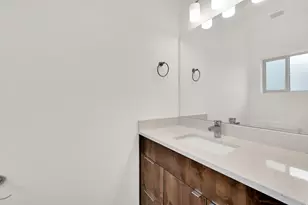2178 N 525 W, Layton, UT 84041 - Photo 15