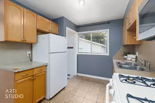 186 W 4800 S, Washington Terrace, UT 84405 - Photo 9