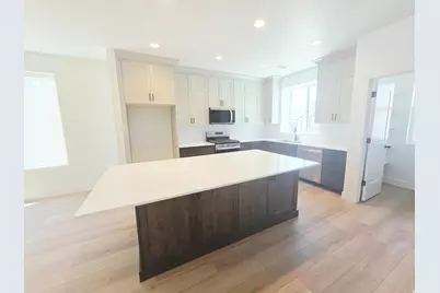 2946 N Devon Dr #248, Plain City, UT 84404 - Photo 3