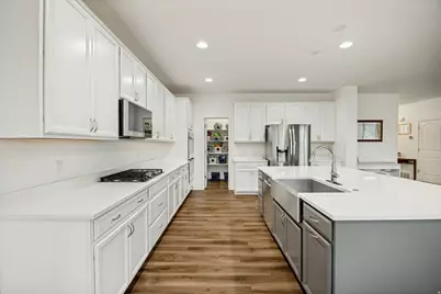 6076 S 4400 W, Hooper, UT 84315 - Photo 23