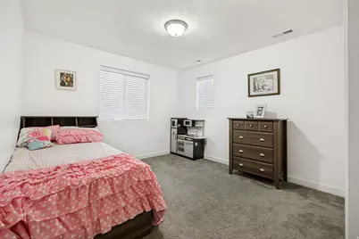 6076 S 4400 W, Hooper, UT 84315 - Photo 35