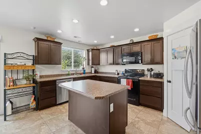 592 W 650 S, Springville, UT 84663 - Photo 11