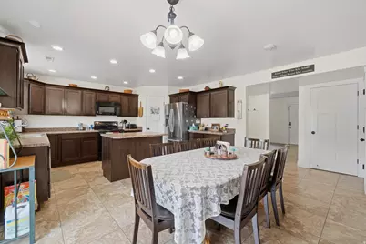 592 W 650 S, Springville, UT 84663 - Photo 11