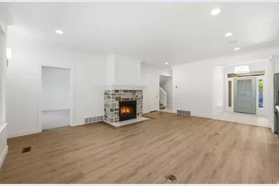 12 W Village Cir, Midway, UT 84049 - Photo 3