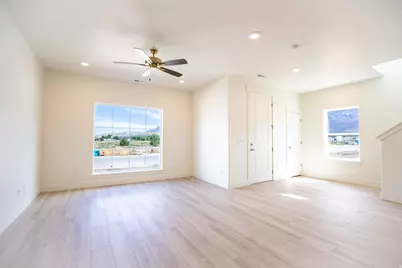 510 W 1875 N, Harrisville, UT 84404 - Photo 5