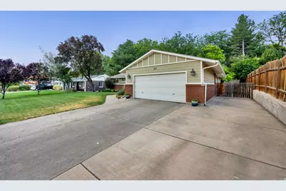 1871 E 4675 S, Holladay, UT 84117 - Photo 3