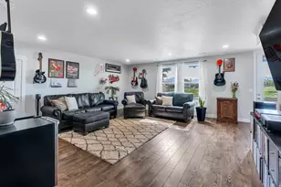 10712 S Lake Ave, South Jordan, UT 84009 - Photo 41