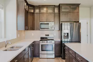 7852 S 5440 W, West Jordan, UT 84081 - Photo 7