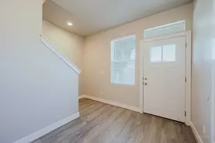 7852 S 5440 W, West Jordan, UT 84081 - Photo 3