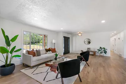 567 S 8850 E, Huntsville, UT 84317 - Photo 7